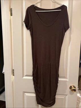 Prana Brown V‑Neck Ruched Side Dress